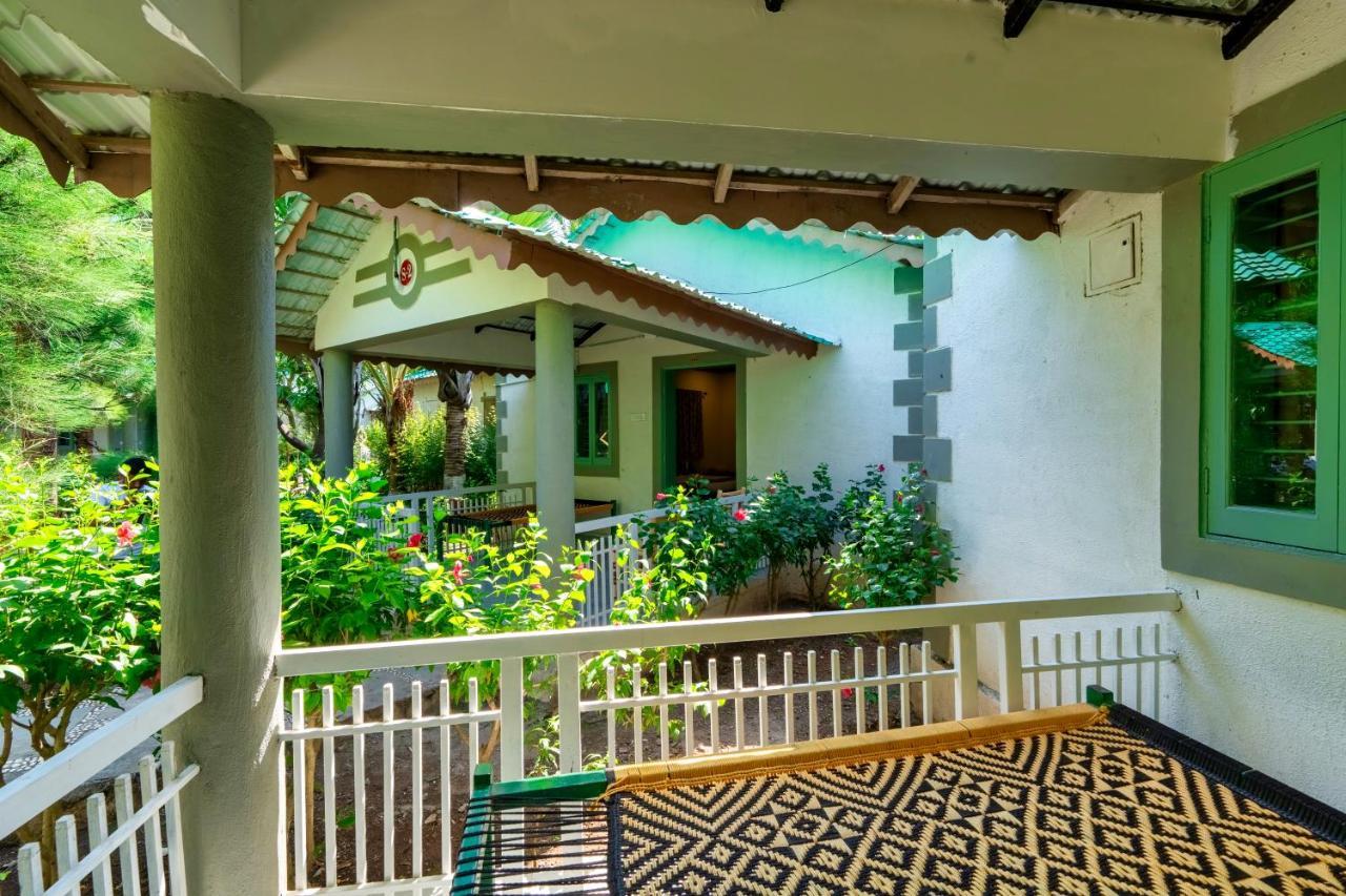 Saavaj Resort, Sasan Gir - Where Wilderness Meets Luxury Екстериор снимка